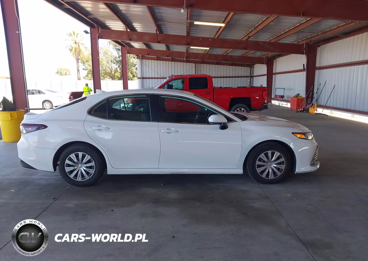 2022 Toyota Camry Le Hybrid VIN:4T1C31AK1NU598508 - 13