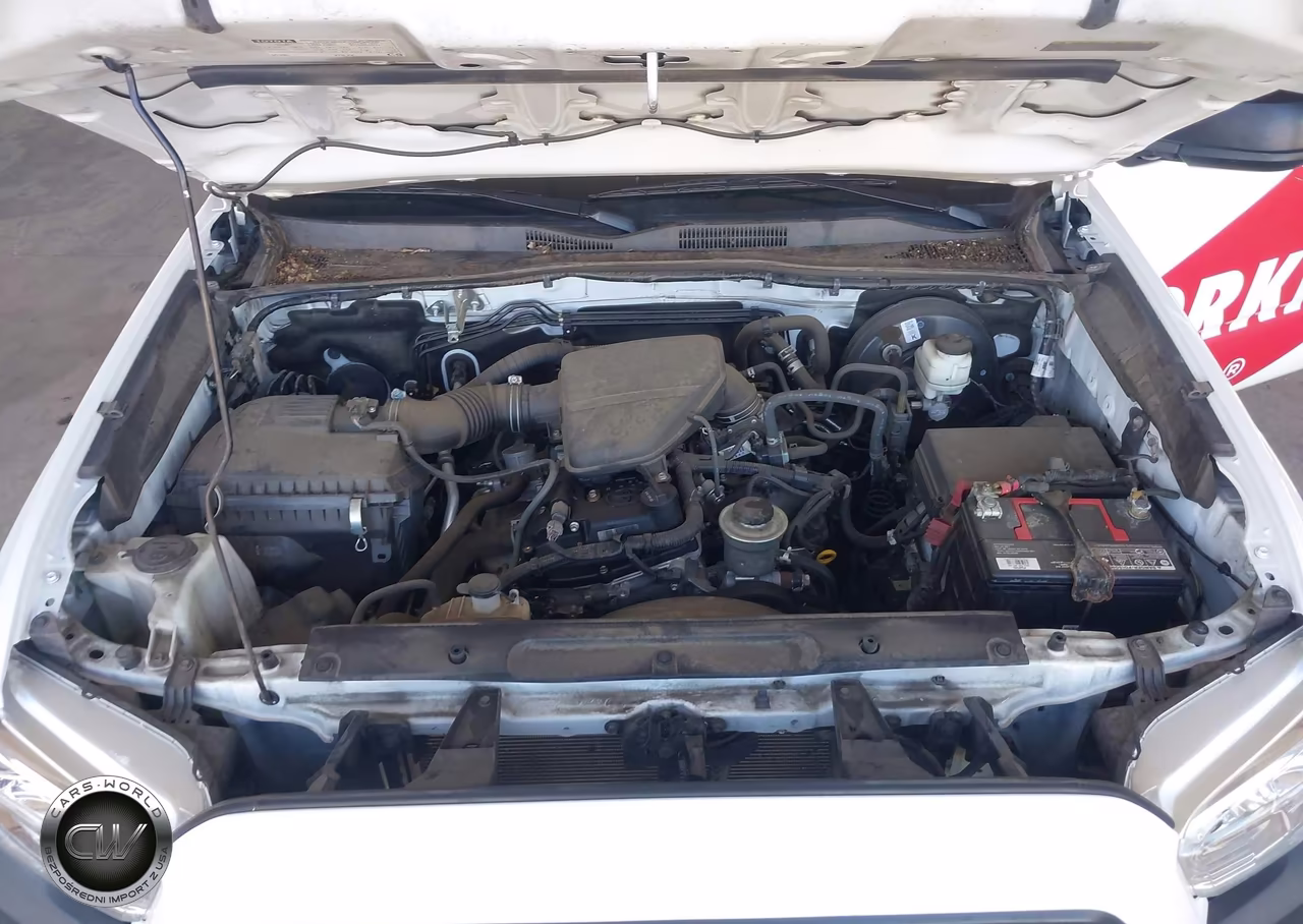 2021 Toyota Tacoma Sr VIN:3TYRX5GN4MT027792 - 10
