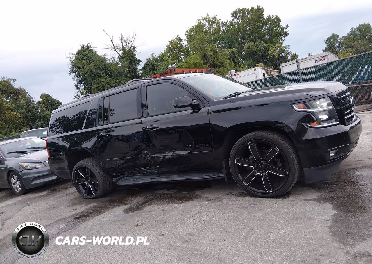 2018 Chevrolet Suburban Premier VIN:1GNSKJKC8JR391516 - 6