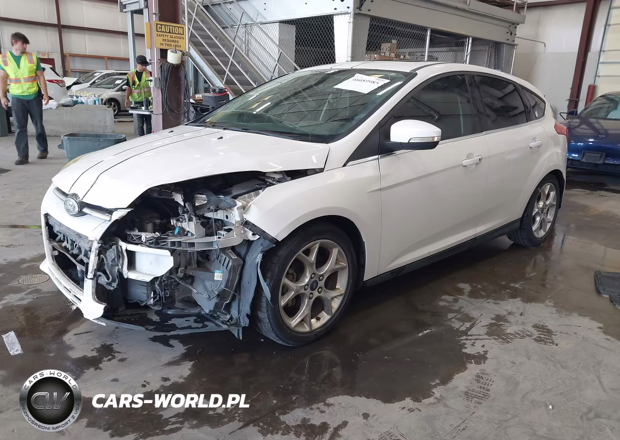 2014 Ford Focus Titanium VIN:1FADP3N27EL175916 - 2