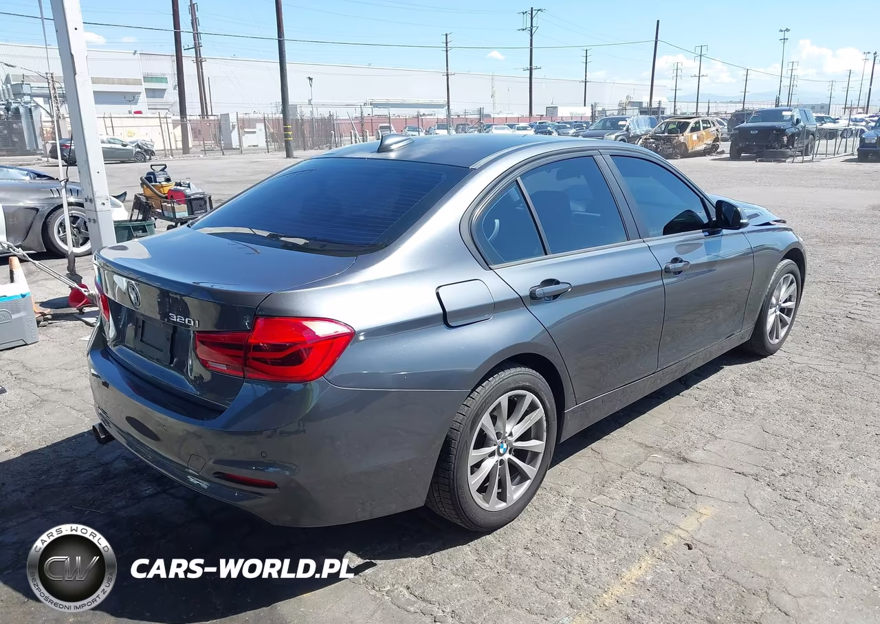 2016 BMW 320I VIN:WBA8E1G58GNT37425 - 4