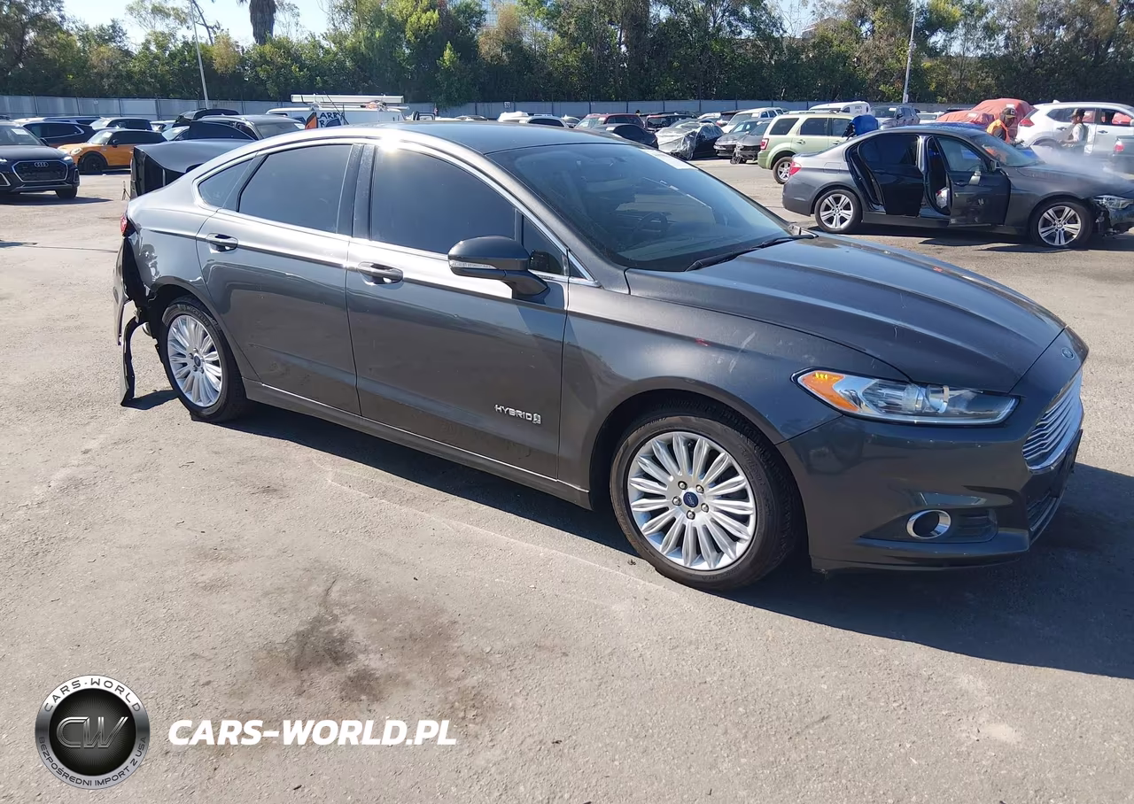 2015 Ford Fusion Hybrid Se