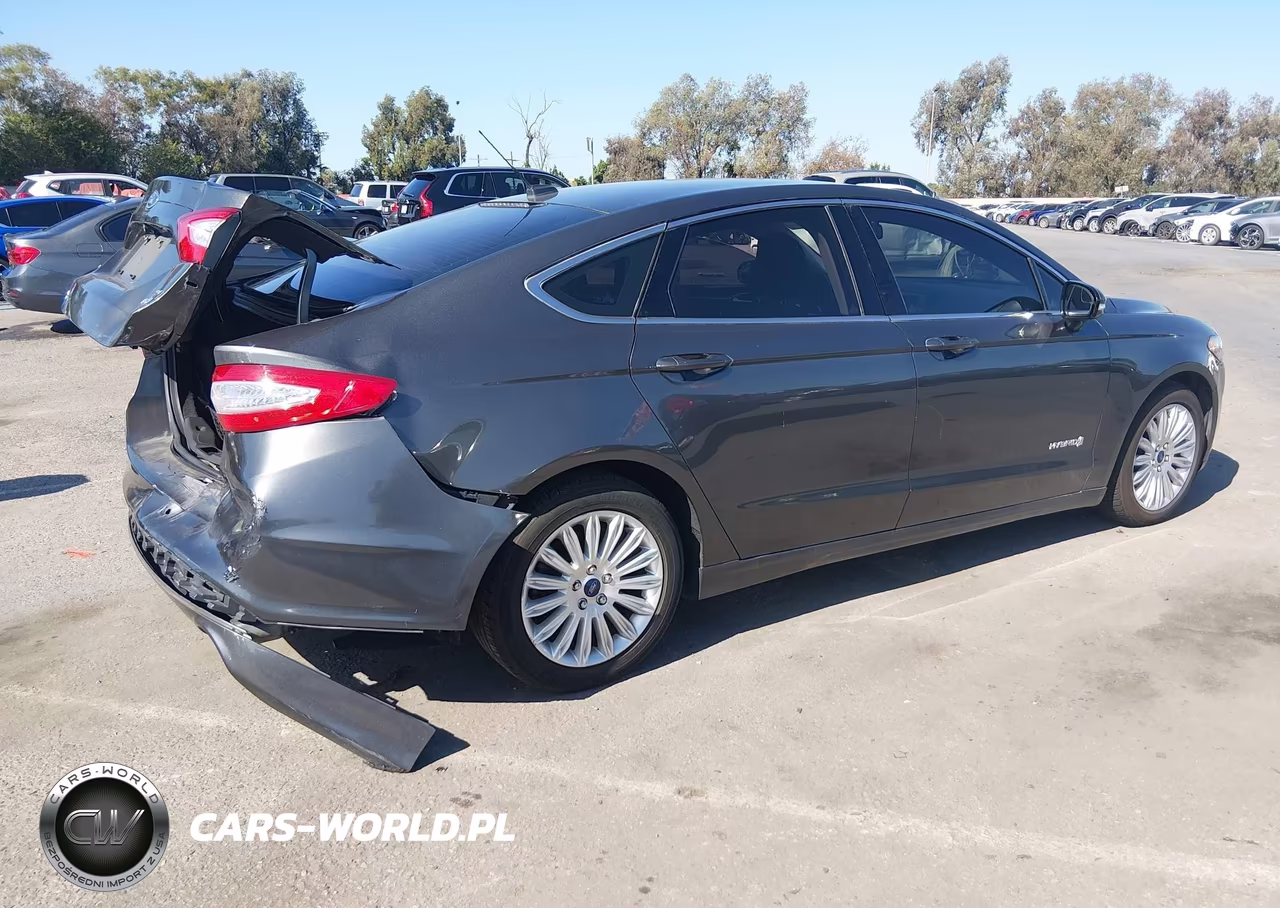 2015 Ford Fusion Hybrid Se VIN:3FA6P0LU9FR183529 - 4