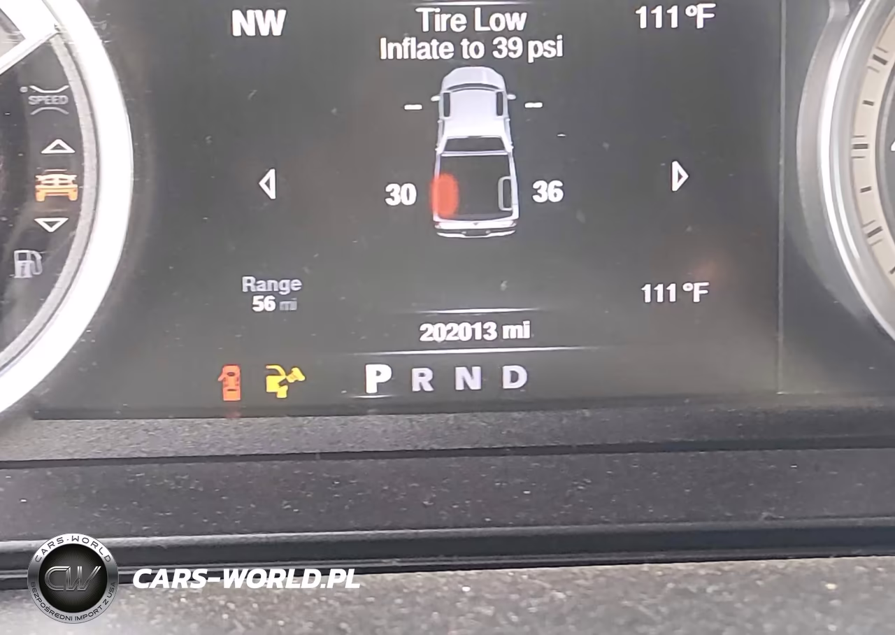 2016 Ram 1500 Sport VIN:1C6RR7MT0GS205978 - 16