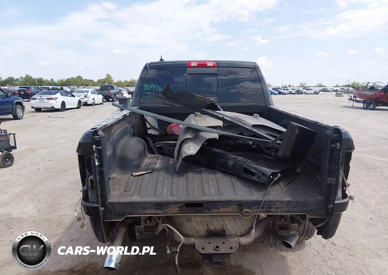 2016 Ram 1500 Sport VIN:1C6RR7MT0GS205978 - 17
