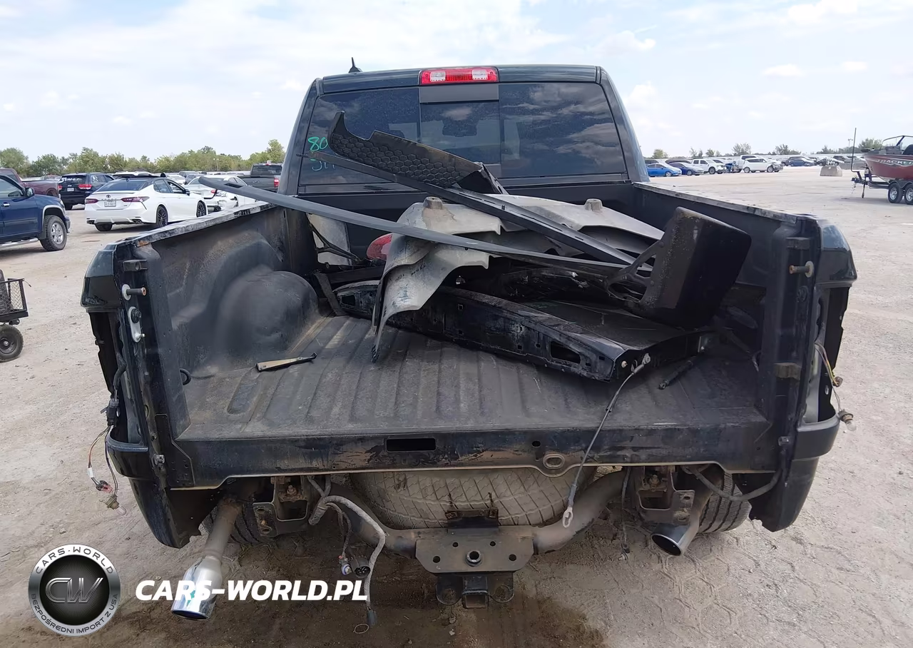 2016 Ram 1500 Sport VIN:1C6RR7MT0GS205978 - 6