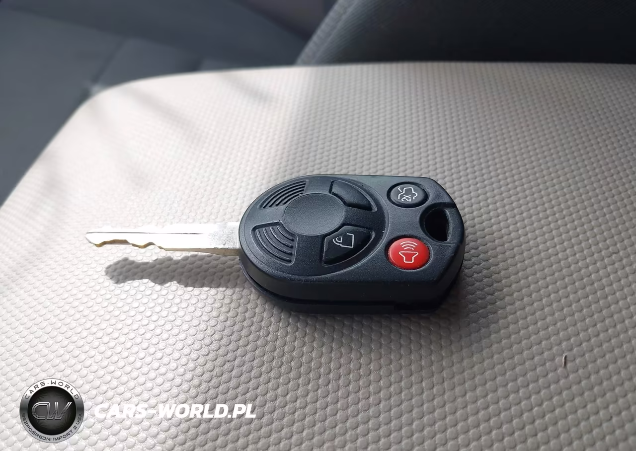 2010 Ford Escape Xlt VIN:1FMCU0DG3AKB07067 - 11