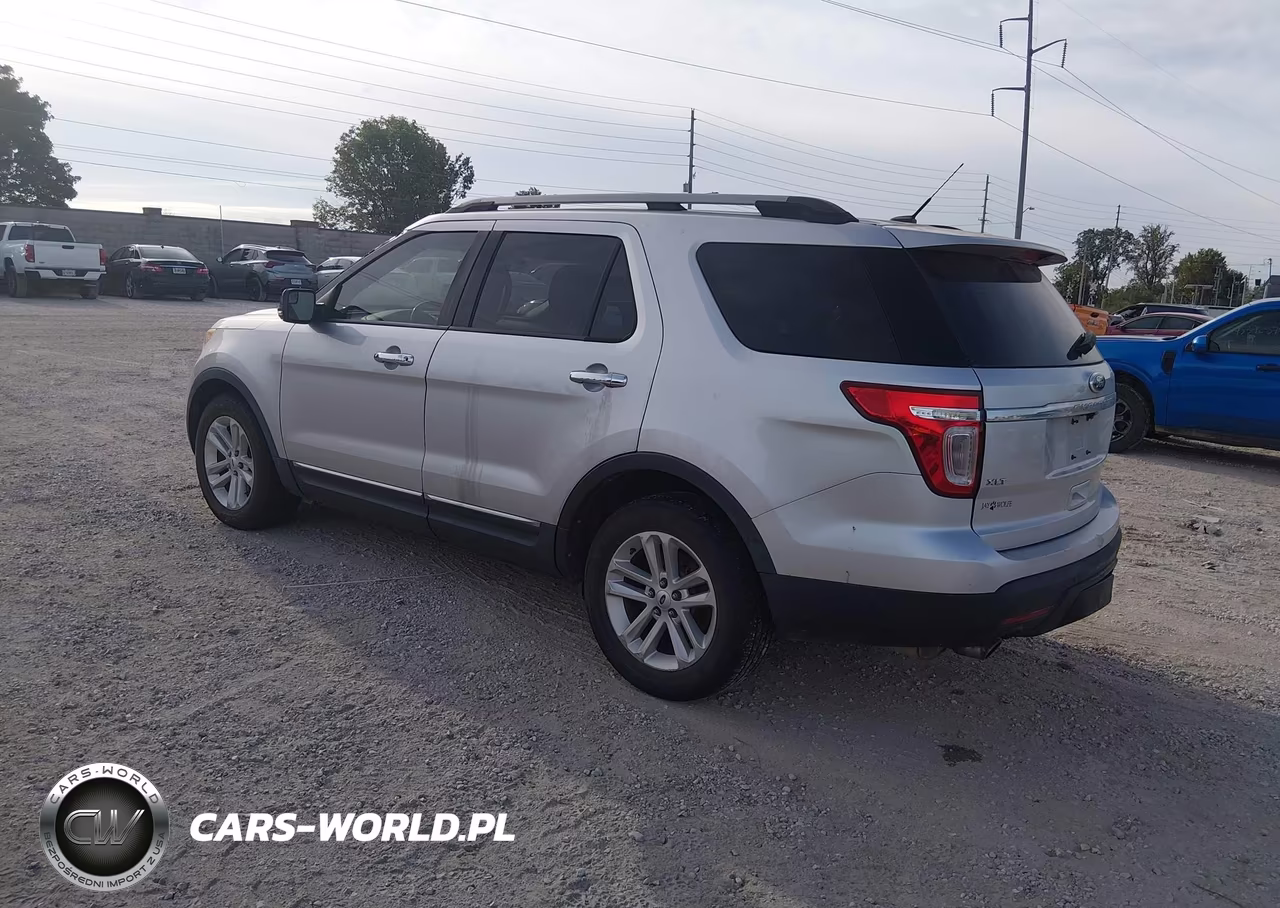 2012 Ford Explorer Xlt VIN:1FMHK7D85CGB01600 - 3