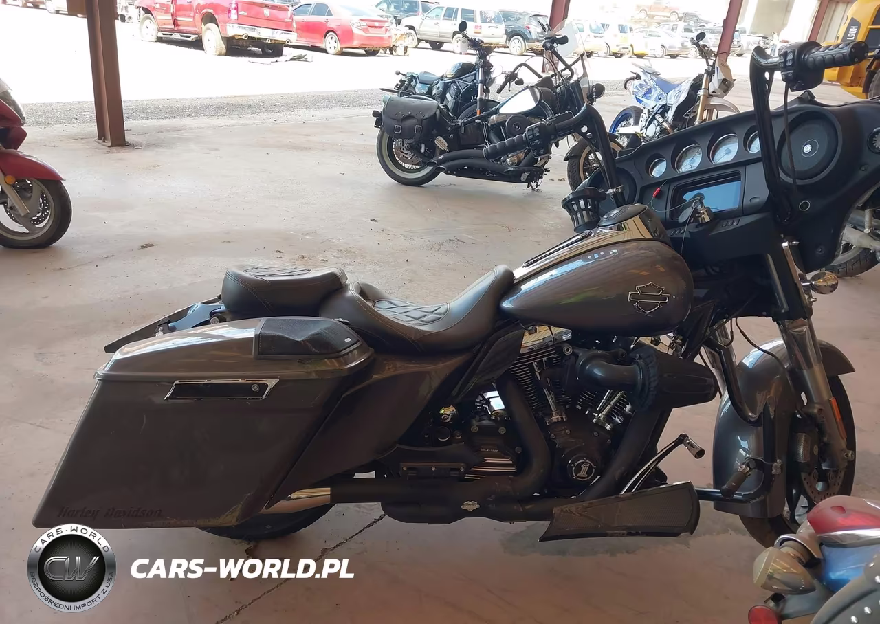 2014 Harley-Davidson Flhx Street Glide VIN:1HD1KBM14EB694411 - 12