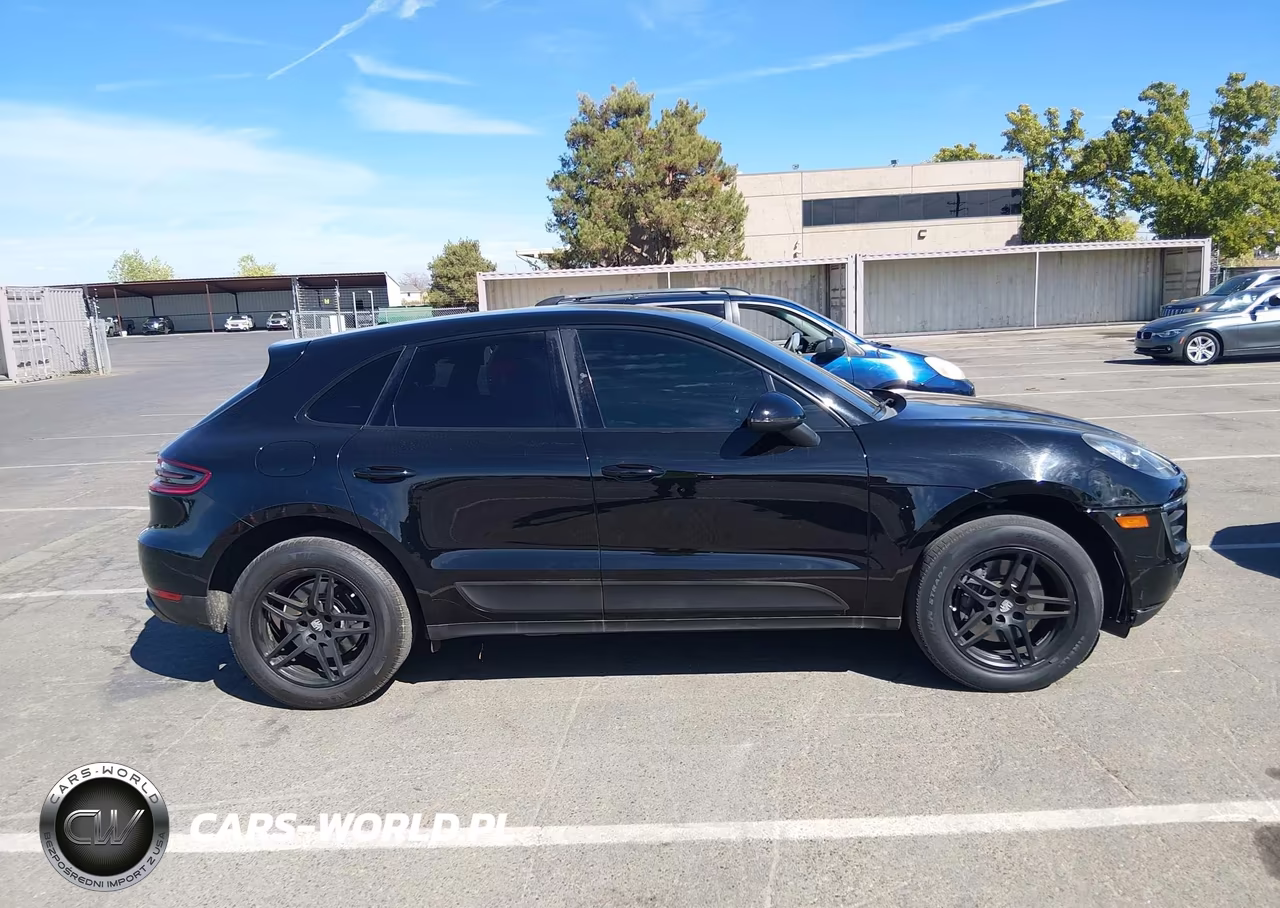 2018 Porsche Macan VIN:WP1AA2A52JLB21098 - 13
