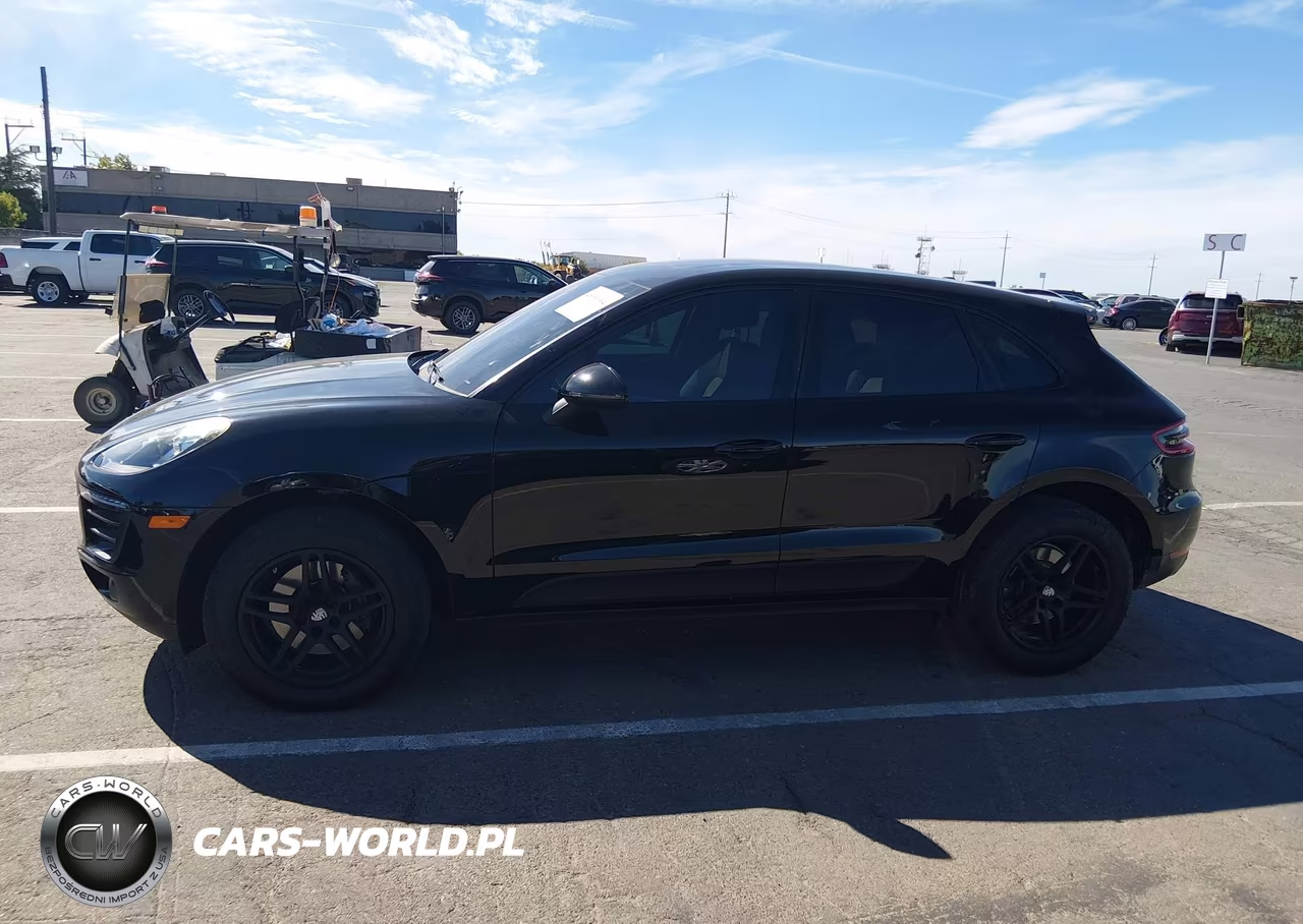 2018 Porsche Macan VIN:WP1AA2A52JLB21098 - 14