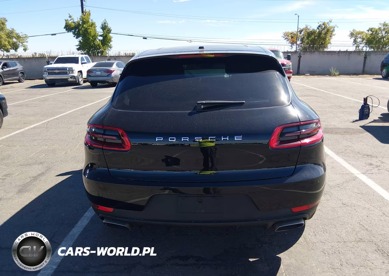 2018 Porsche Macan VIN:WP1AA2A52JLB21098 - 16