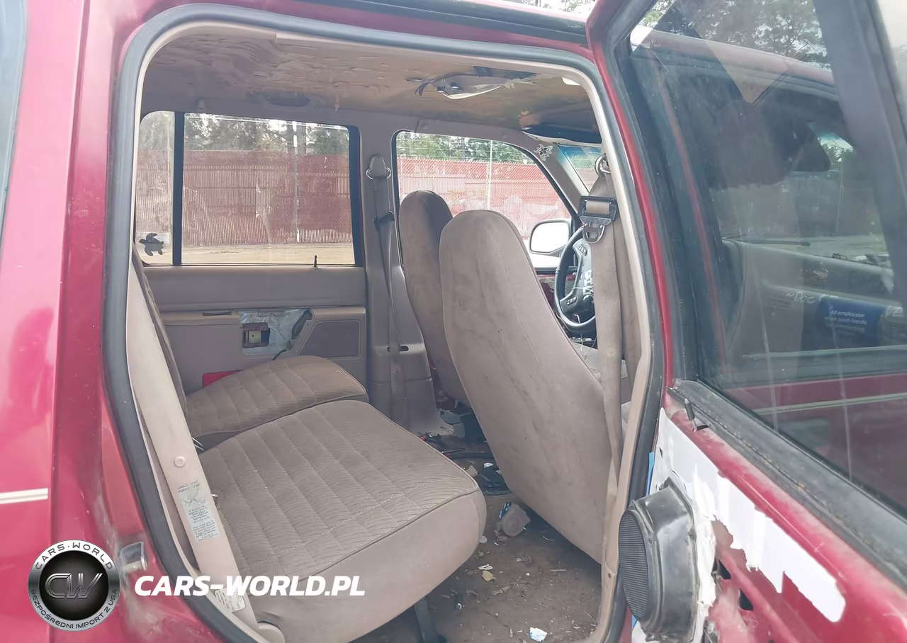 1994 Ford Explorer VIN:1FMDU32X7RUD73104 - 8