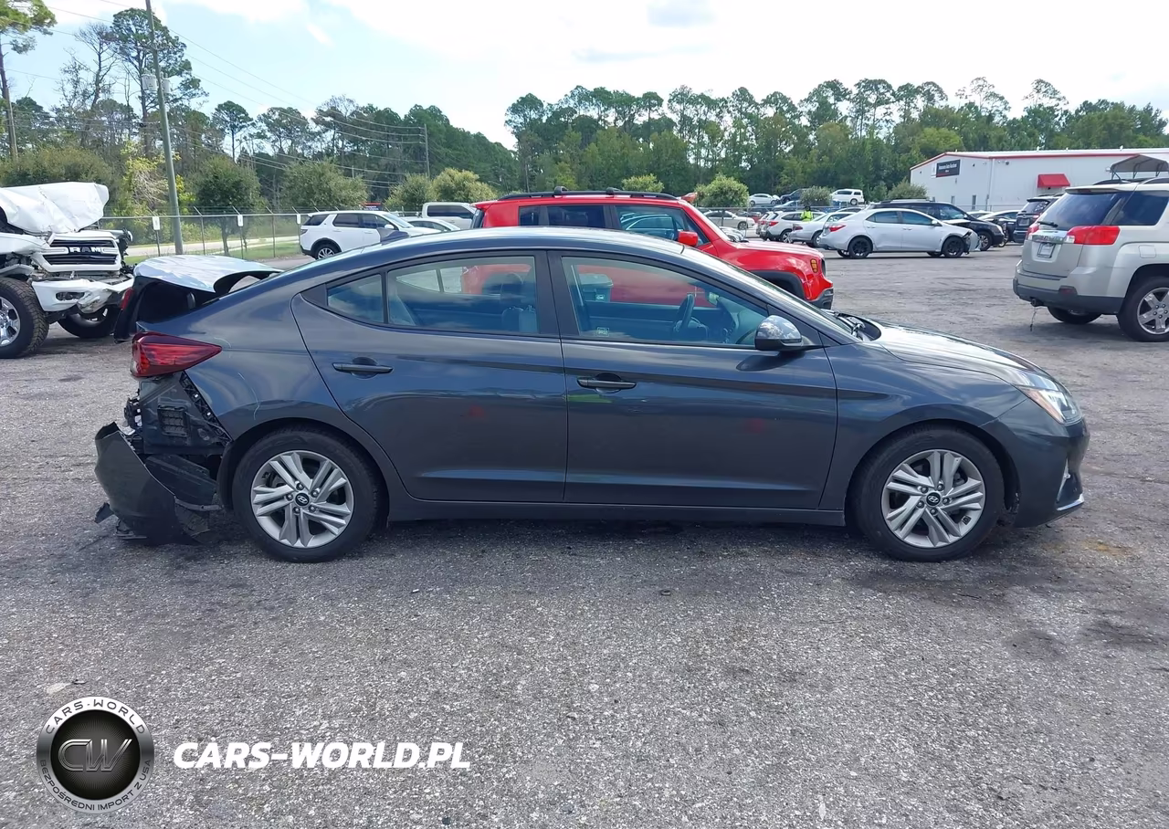 2020 Hyundai Elantra Sel VIN:5NPD84LF9LH613100 - 13
