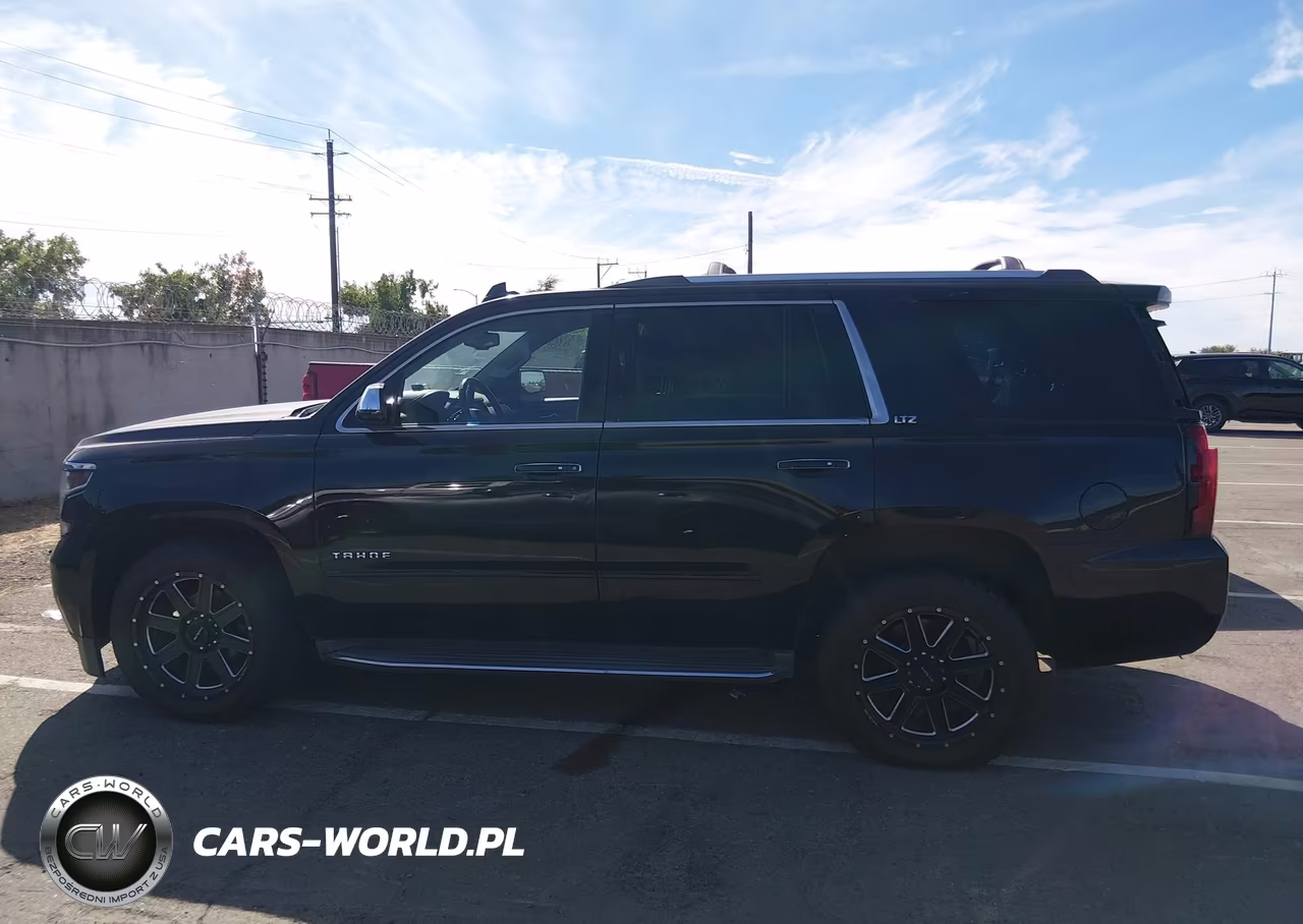 2016 Chevrolet Tahoe Ltz VIN:1GNSKCKC6GR124671 - 14