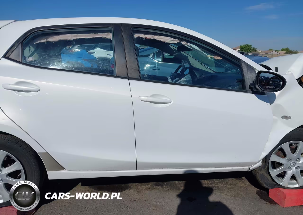2012 Mazda Mazda2 Touring VIN:JM1DE1LY9C0136917 - 13