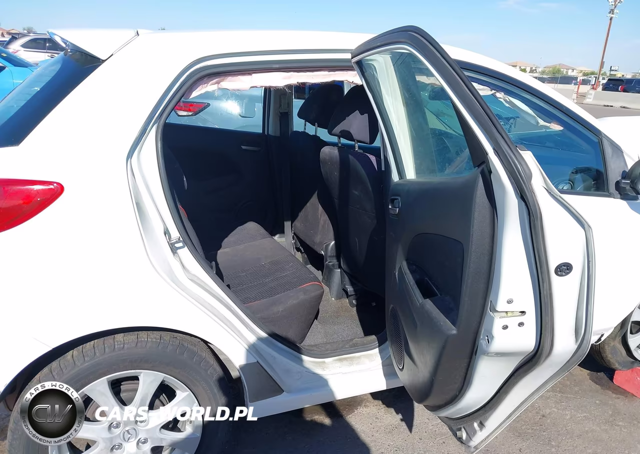 2012 Mazda Mazda2 Touring VIN:JM1DE1LY9C0136917 - 8