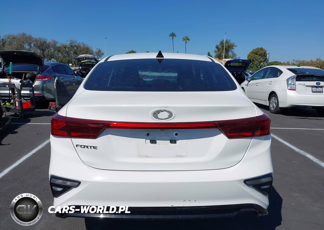 2021 Kia Forte Lxs VIN:3KPF24AD7ME272510 - 17