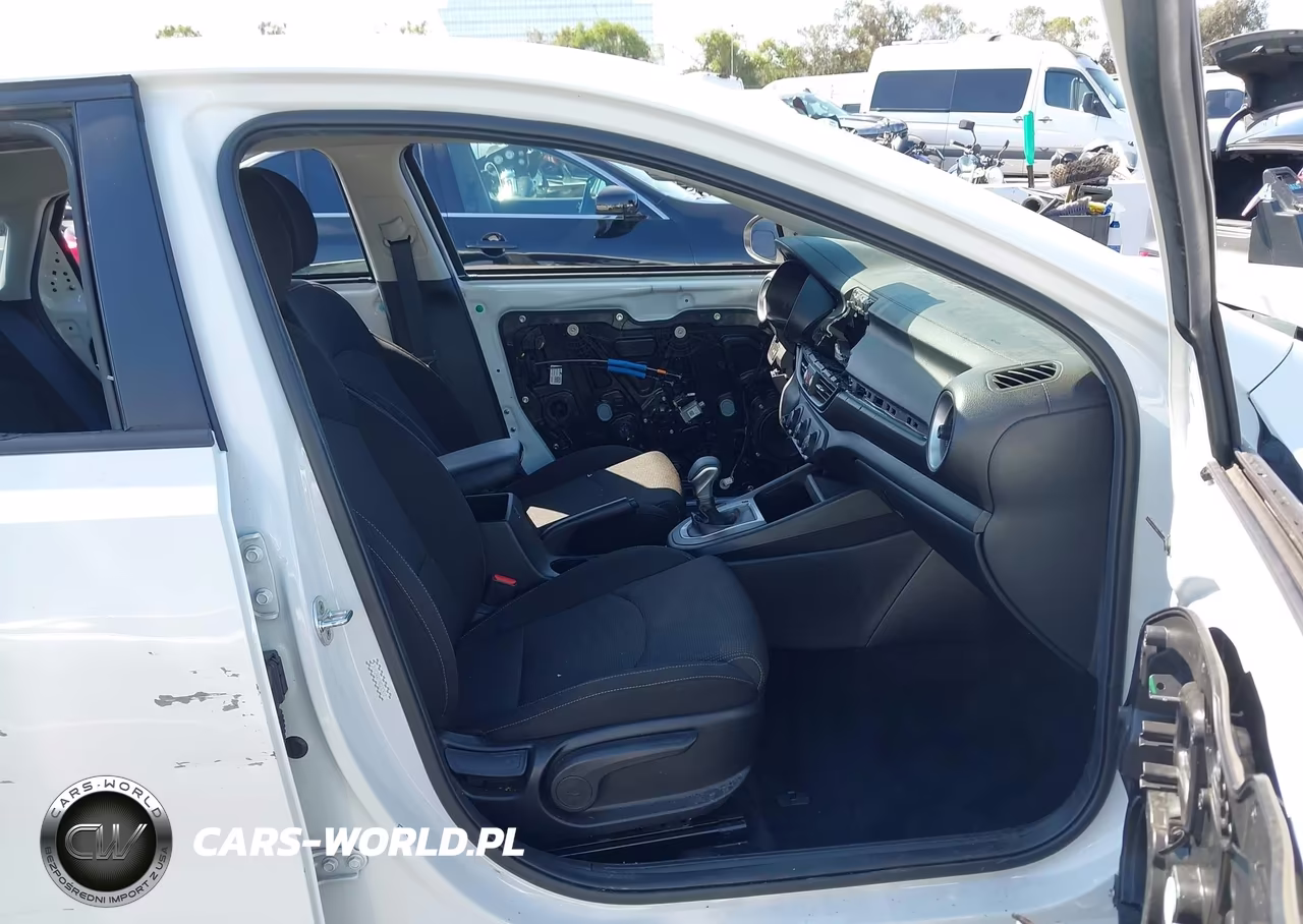 2021 Kia Forte Lxs VIN:3KPF24AD7ME272510 - 5