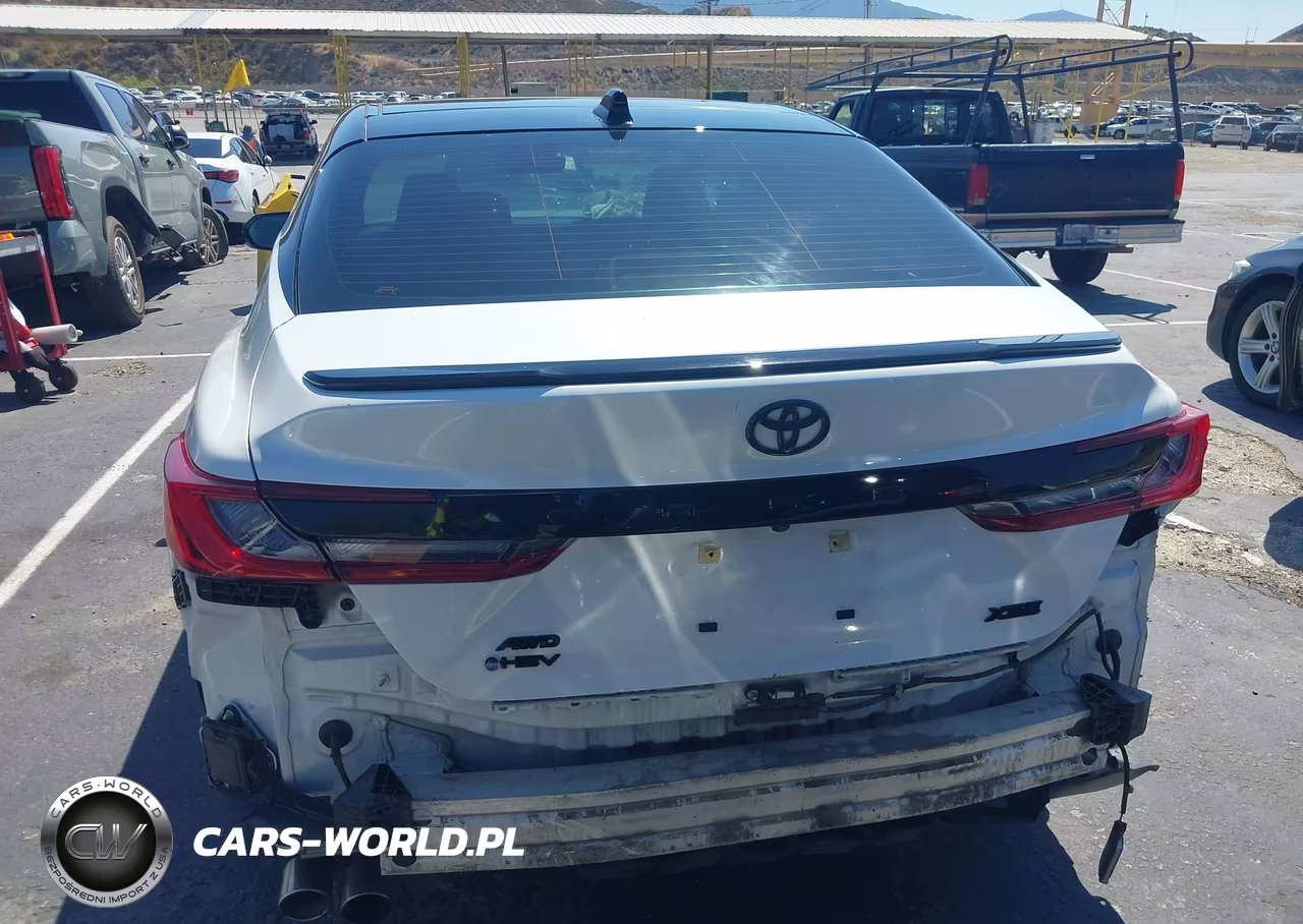 2025 Toyota Camry Xse VIN:4T1DBADK2SU028323 - 17