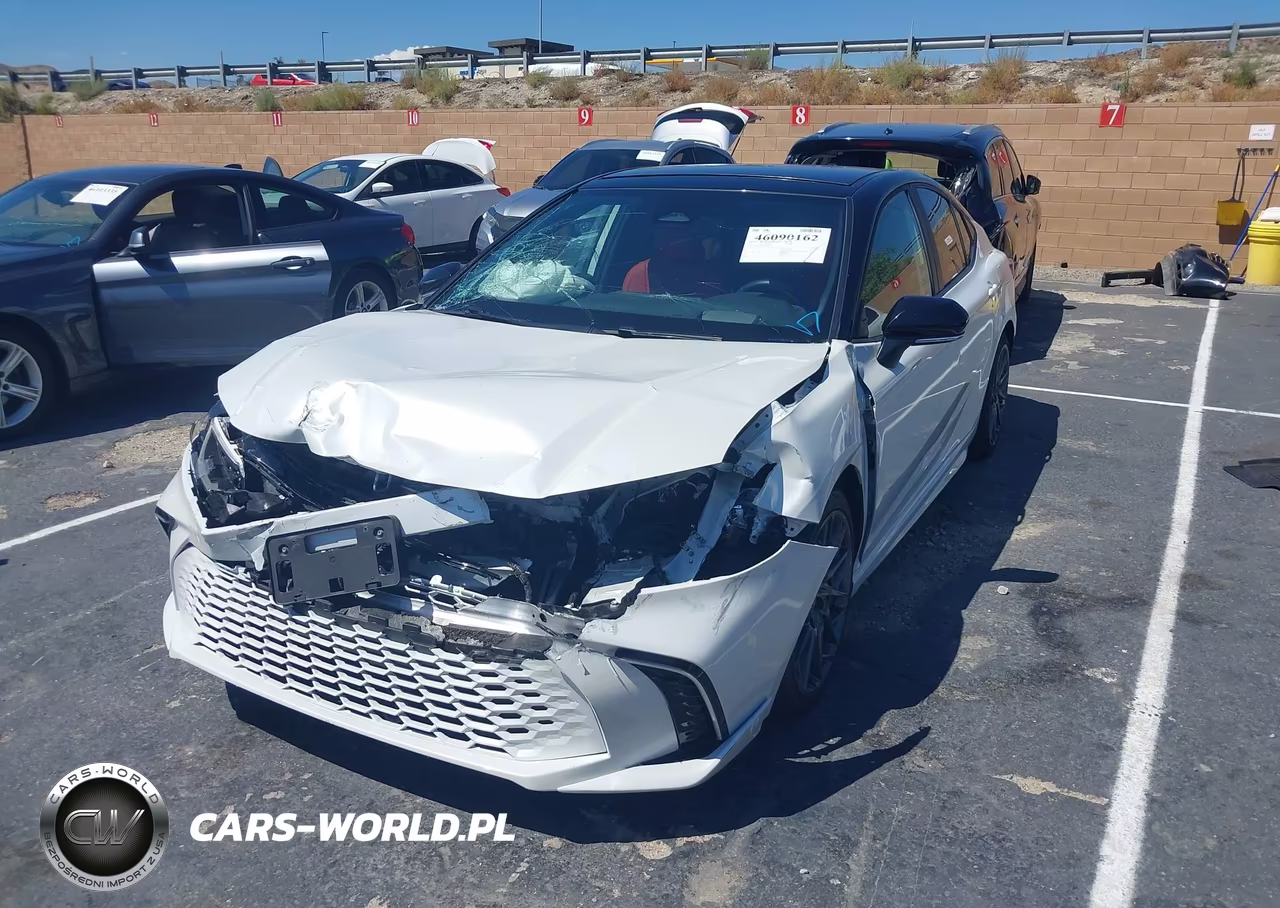 2025 Toyota Camry Xse VIN:4T1DBADK2SU028323 - 2