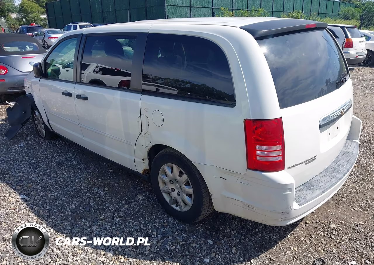 2008 Chrysler Town & Country Lx VIN:2A8HR44H68R725290 - 3