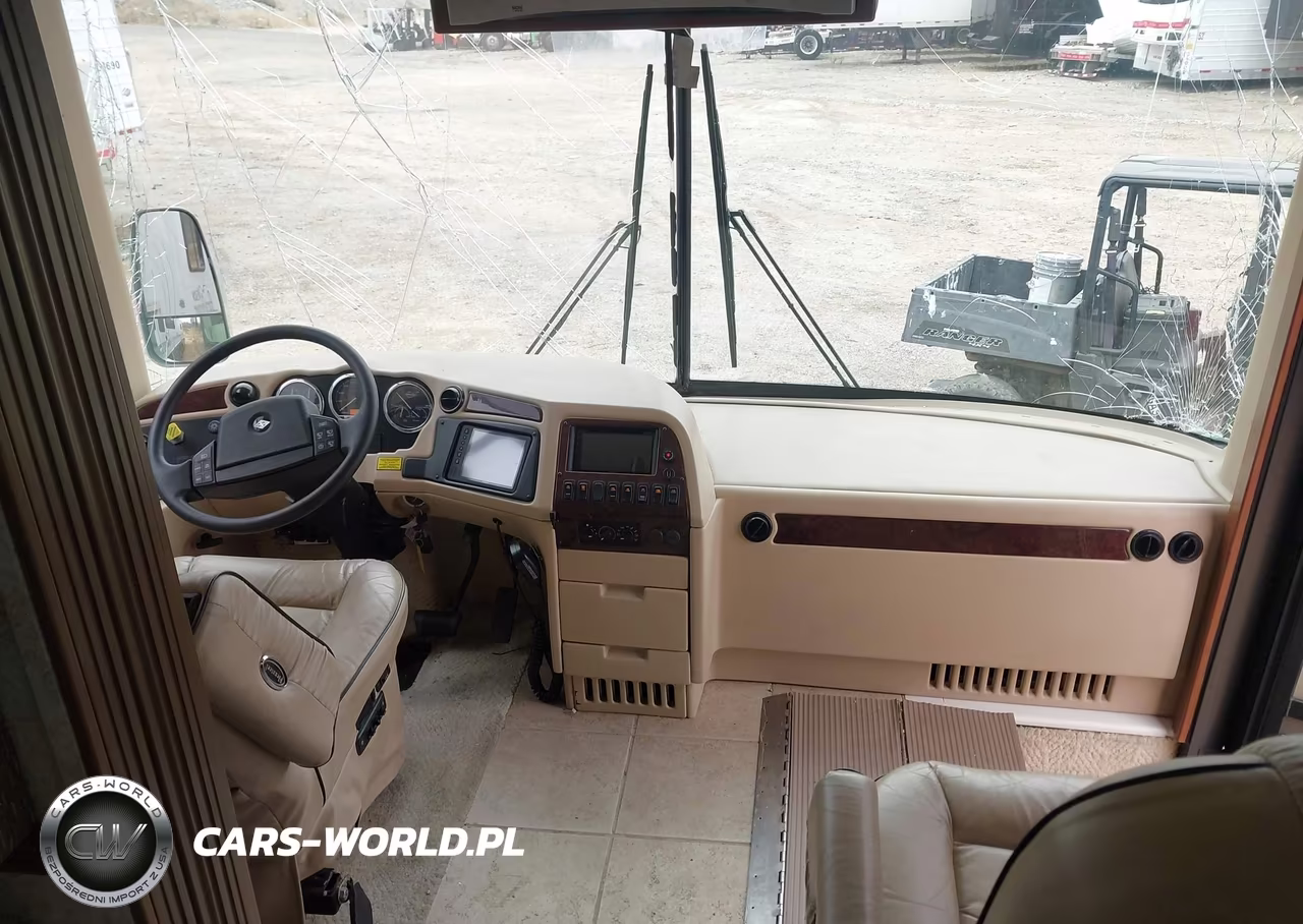 2004 Spartan Motors Motorhome 4Vz VIN:4VZBR1D964C047002 - 5