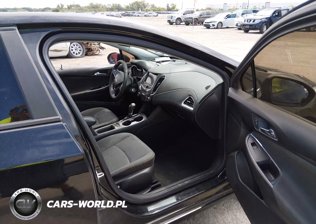 2019 Chevrolet Cruze Ls VIN:1G1BC5SM4K7128757 - 5