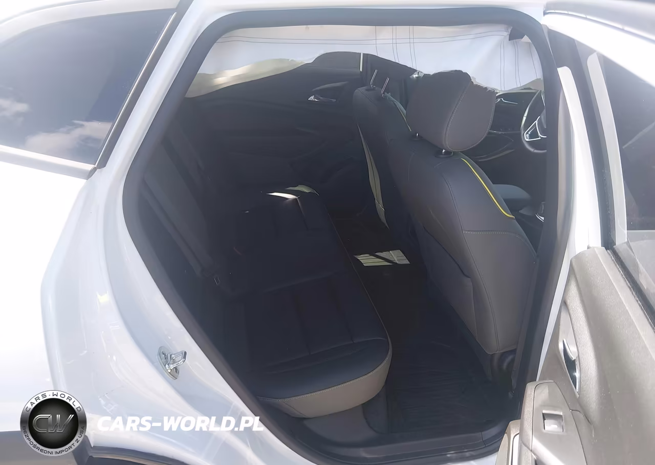 2025 Chevrolet Trax Fwd Activ VIN:KL77LKEP3SC126827 - 8