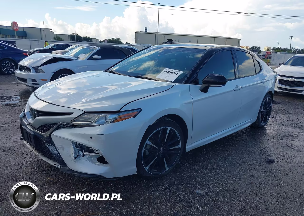2018 Toyota Camry Xse VIN:4T1B61HK8JU134702 - 2