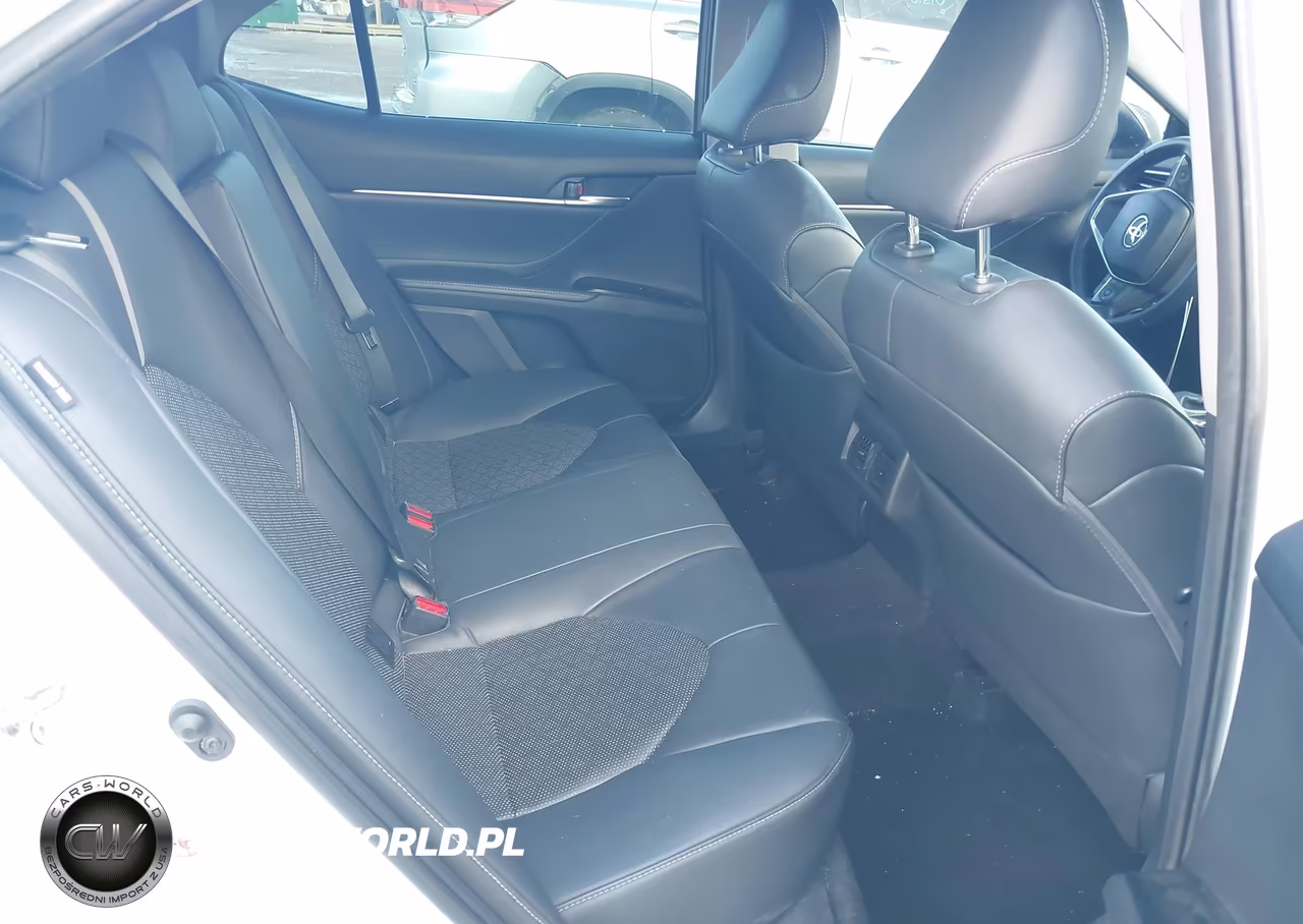 2018 Toyota Camry Xse VIN:4T1B61HK8JU134702 - 8
