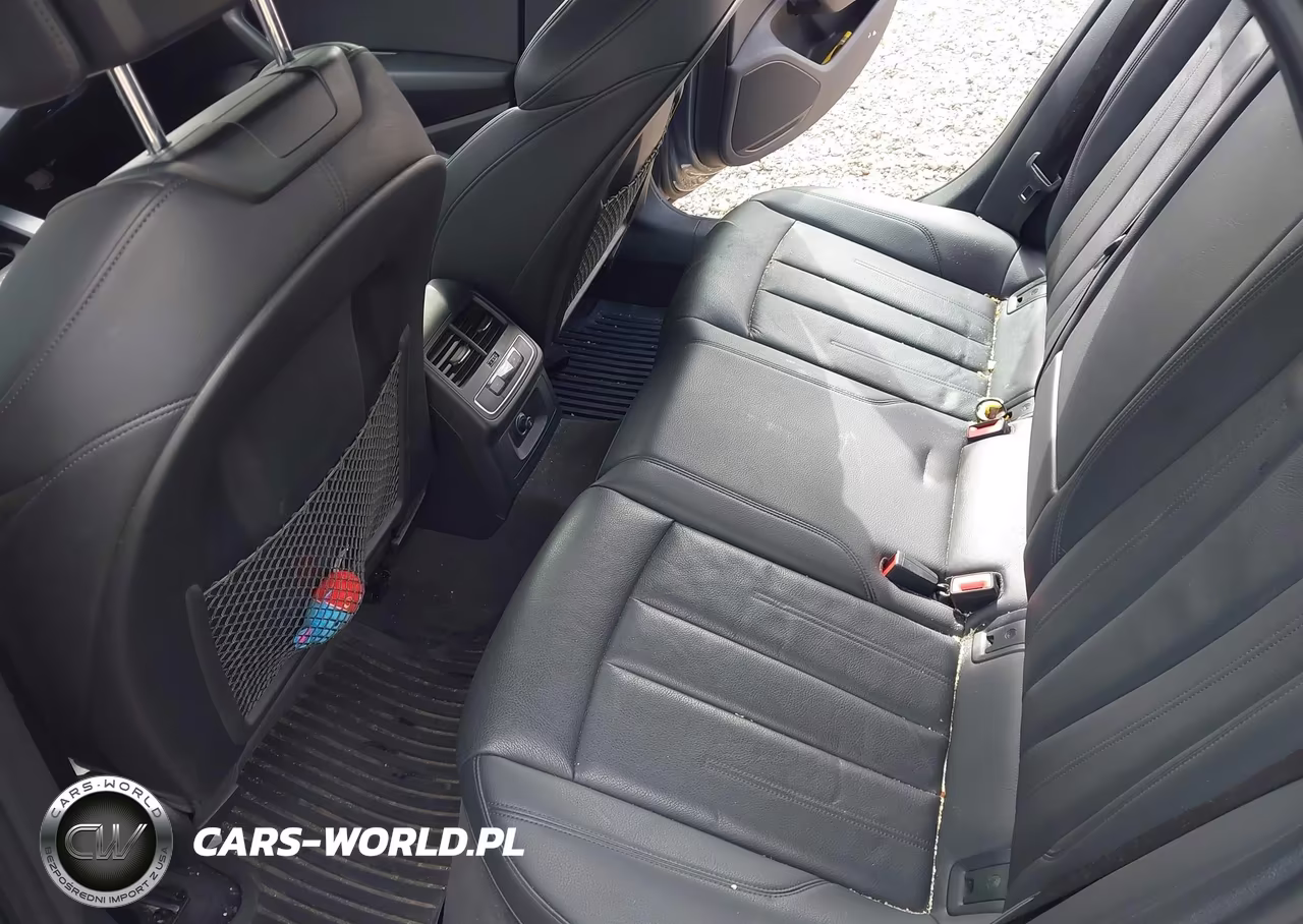 2019 Audi A4 45 Premium VIN:WAUDNAF46KA023554 - 8