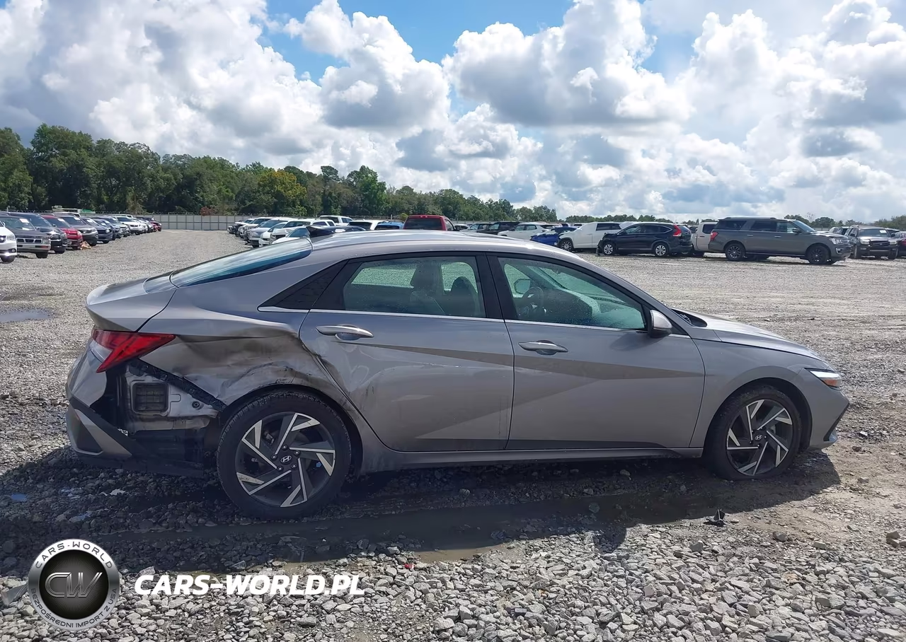 2025 Hyundai Elantra Limited VIN:KMHLP4DG7SU908430 - 13