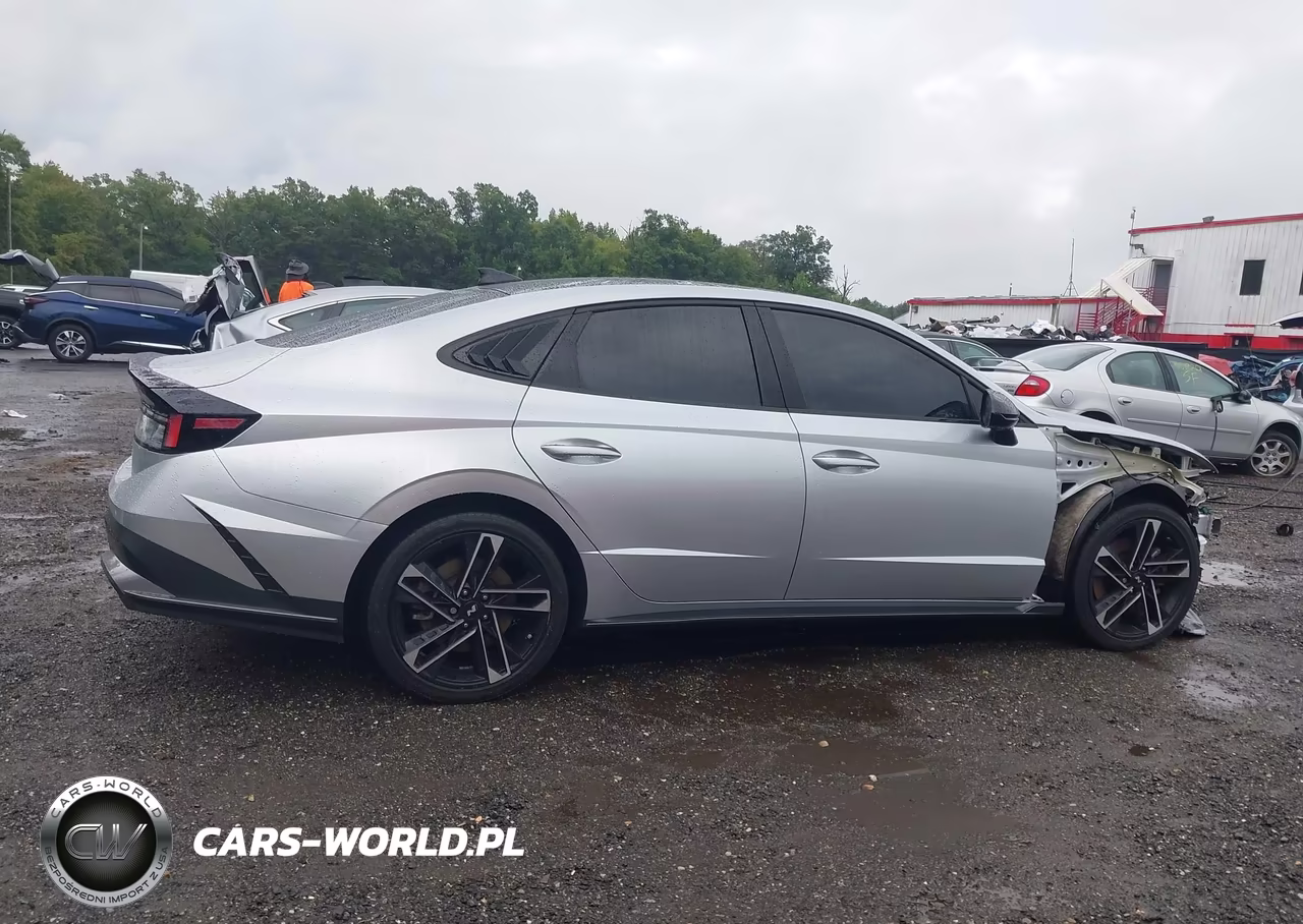 2024 Hyundai Sonata N Line VIN:KMHL54JC3RA420420 - 14