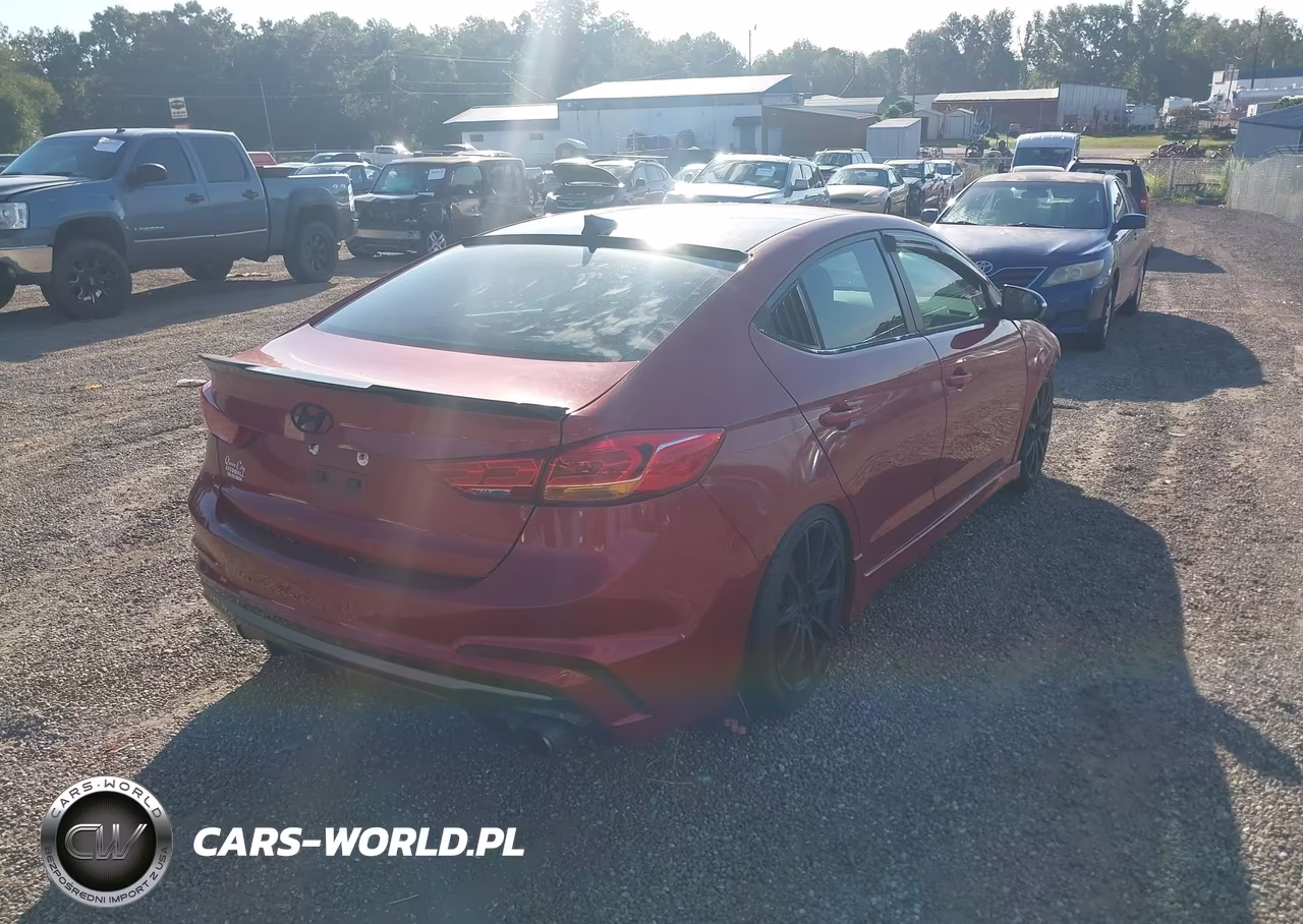 2017 Hyundai Elantra Sport VIN:KMHD04LB1HU341140 - 4