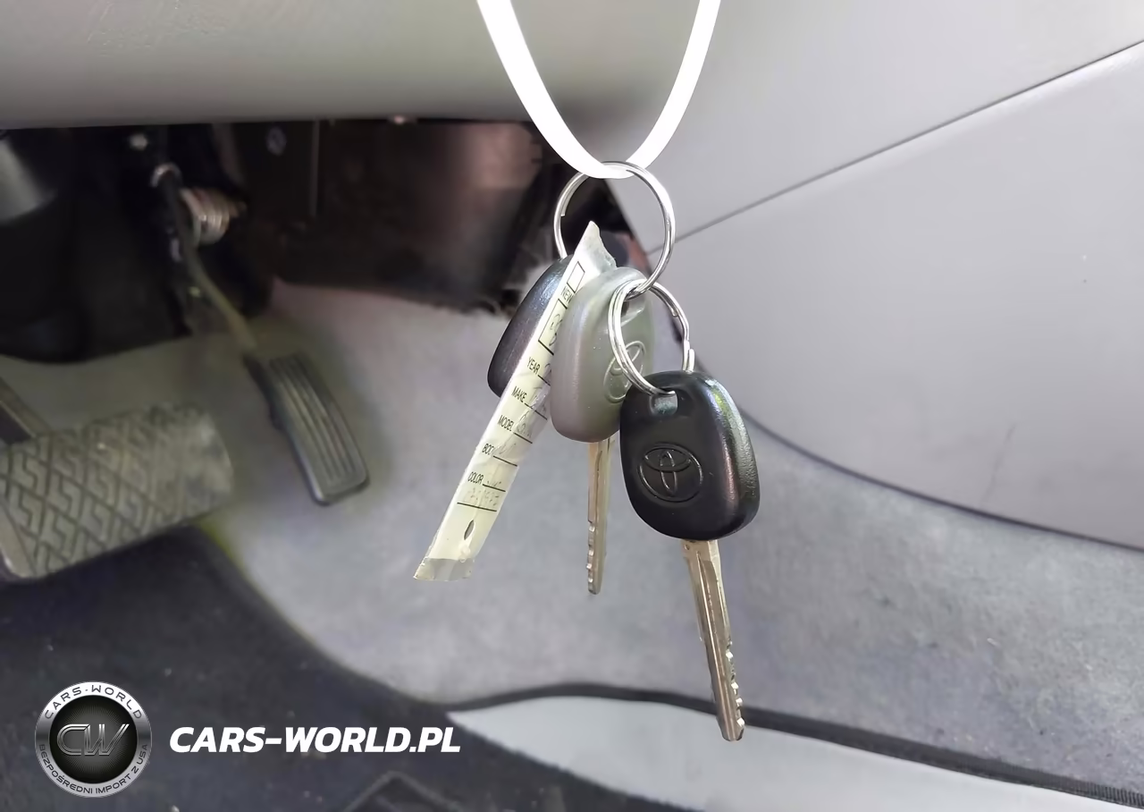 2007 Toyota Corolla Ce VIN:2T1BR32E77C788977 - 11