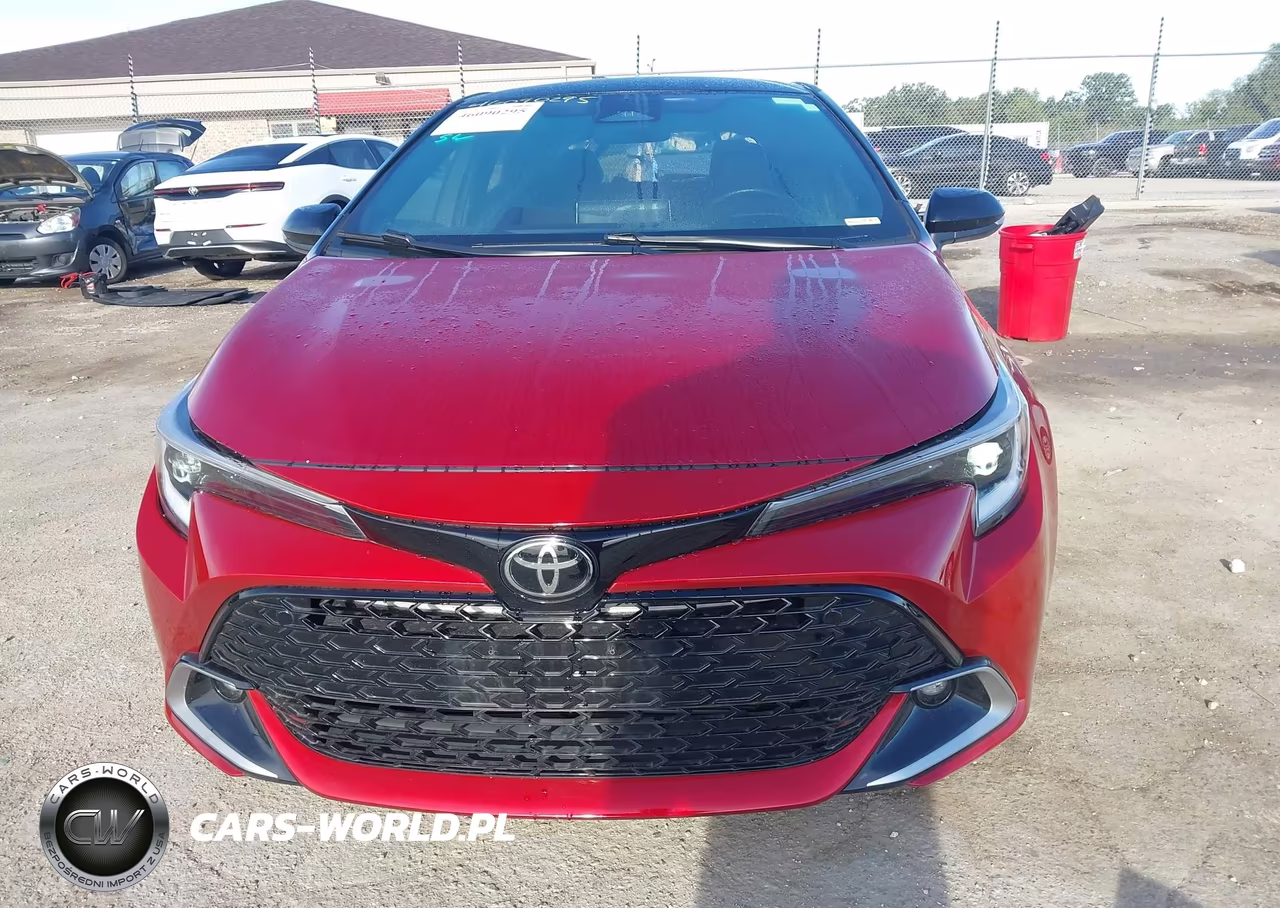 2025 Toyota Corolla Xse VIN:JTNC4MBE8S3233347 - 12