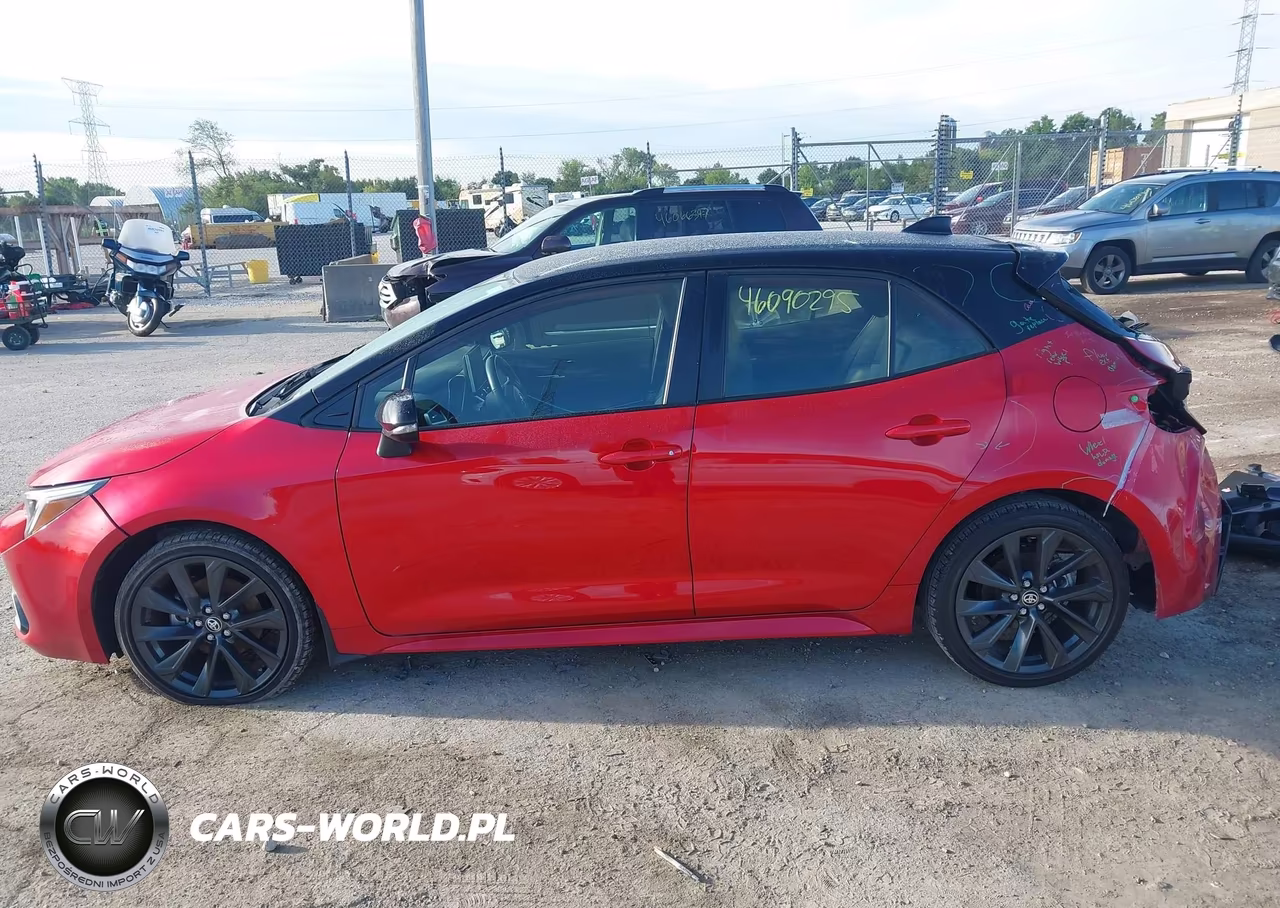 2025 Toyota Corolla Xse VIN:JTNC4MBE8S3233347 - 14