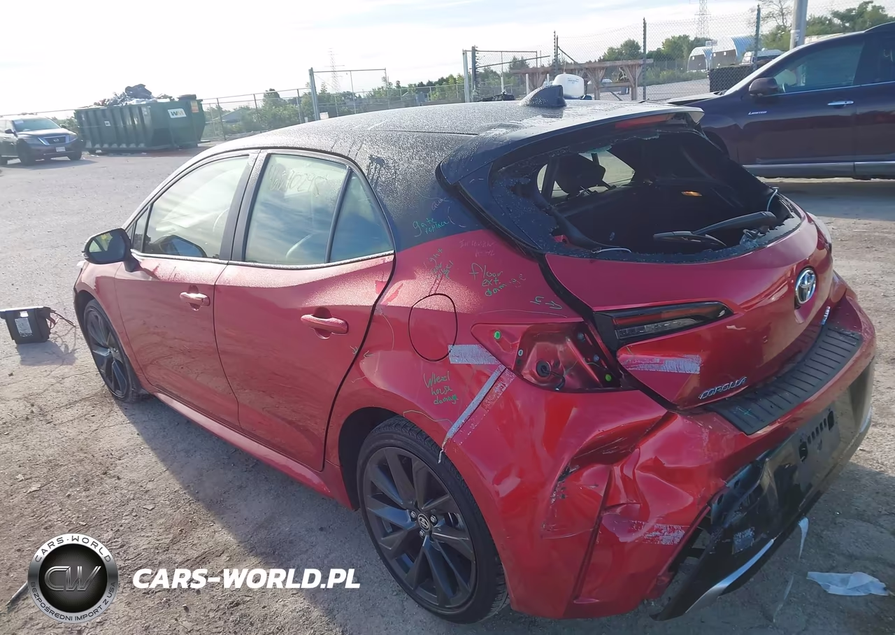 2025 Toyota Corolla Xse VIN:JTNC4MBE8S3233347 - 3