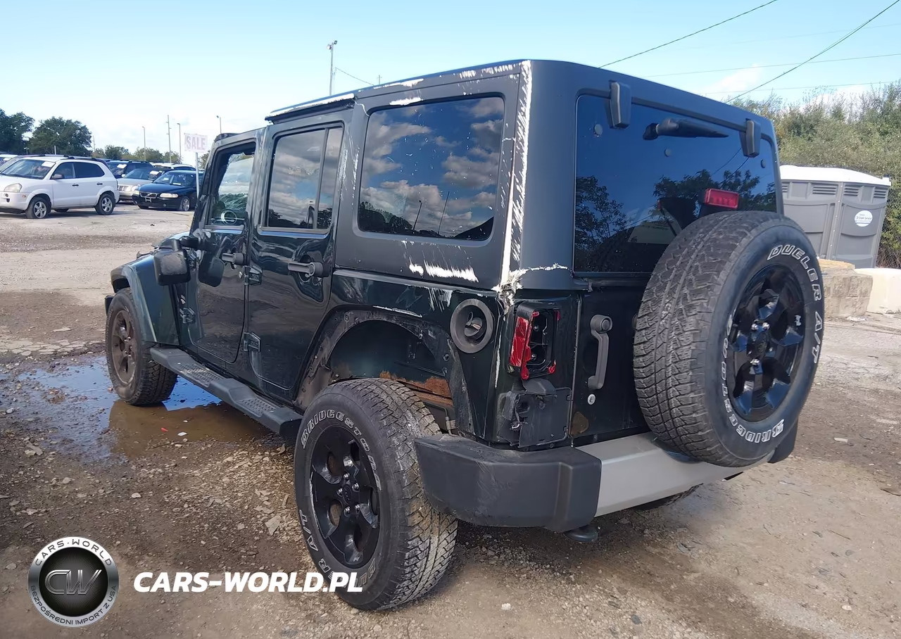 2012 Jeep Wrangler Unlimited Sahara VIN:1C4BJWEG0CL103890 - 3