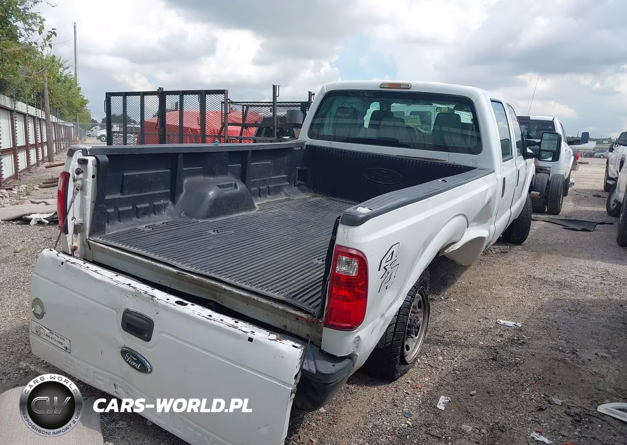 2013 Ford F-250 Xl VIN:1FT7W2B68DEA10147 - 4