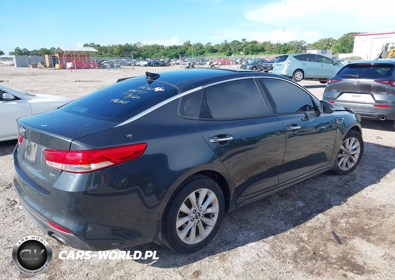 2016 Kia Optima Ex VIN:5XXGU4L35GG096345 - 4