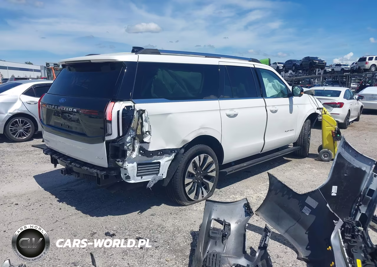 2025 Ford Expedition Platinum Max VIN:1FMJK1M87SEA70259 - 4