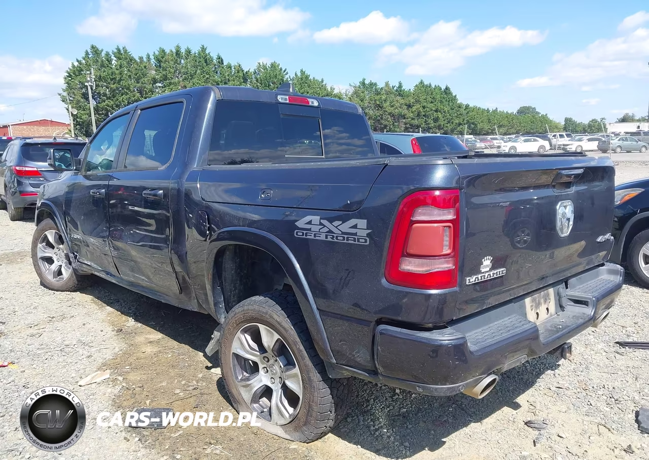 2019 Ram 1500 Laramie 4X4 5'7 Box VIN:1C6SRFJT0KN813023 - 3