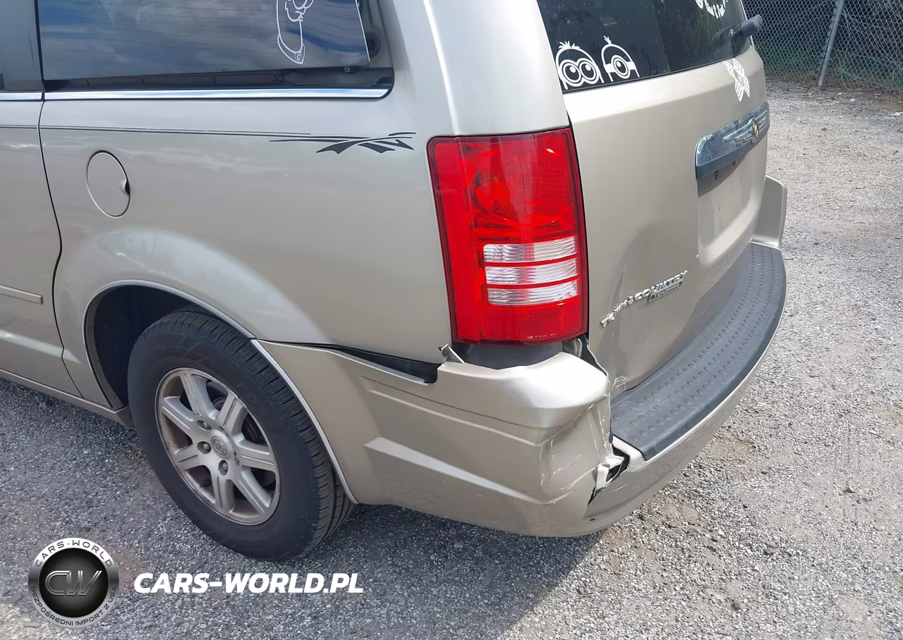 2008 Chrysler Town & Country Touring VIN:2A8HR54P28R676098 - 6