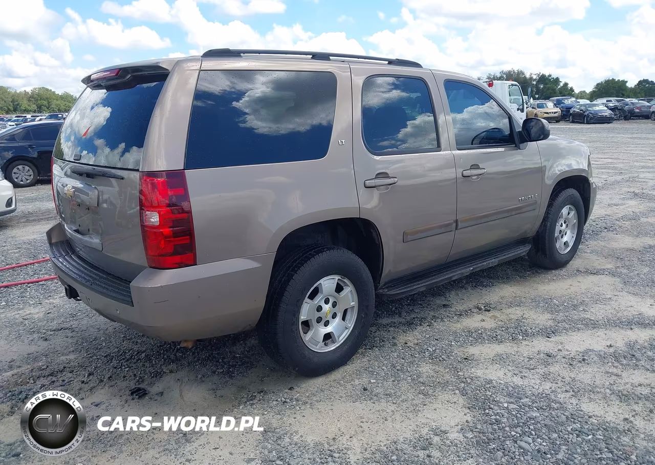 2007 Chevrolet Tahoe Lt VIN:1GNFC13J97R163786 - 4