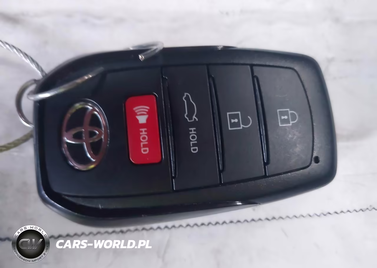 2026 Toyota Camry Le VIN:4T1DAACK4TU736241 - 11