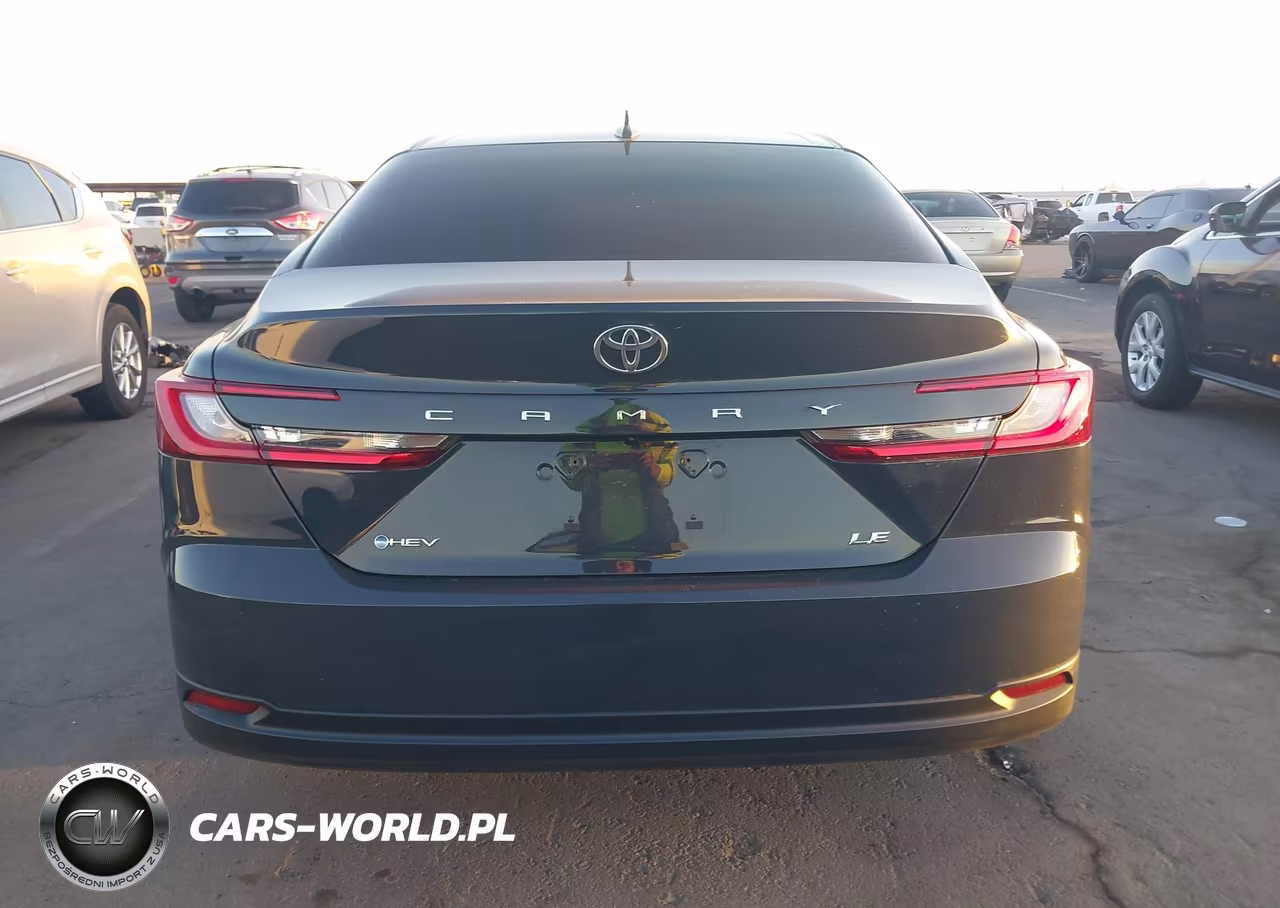 2026 Toyota Camry Le VIN:4T1DAACK4TU736241 - 17