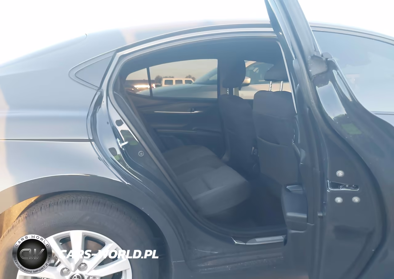 2026 Toyota Camry Le VIN:4T1DAACK4TU736241 - 8