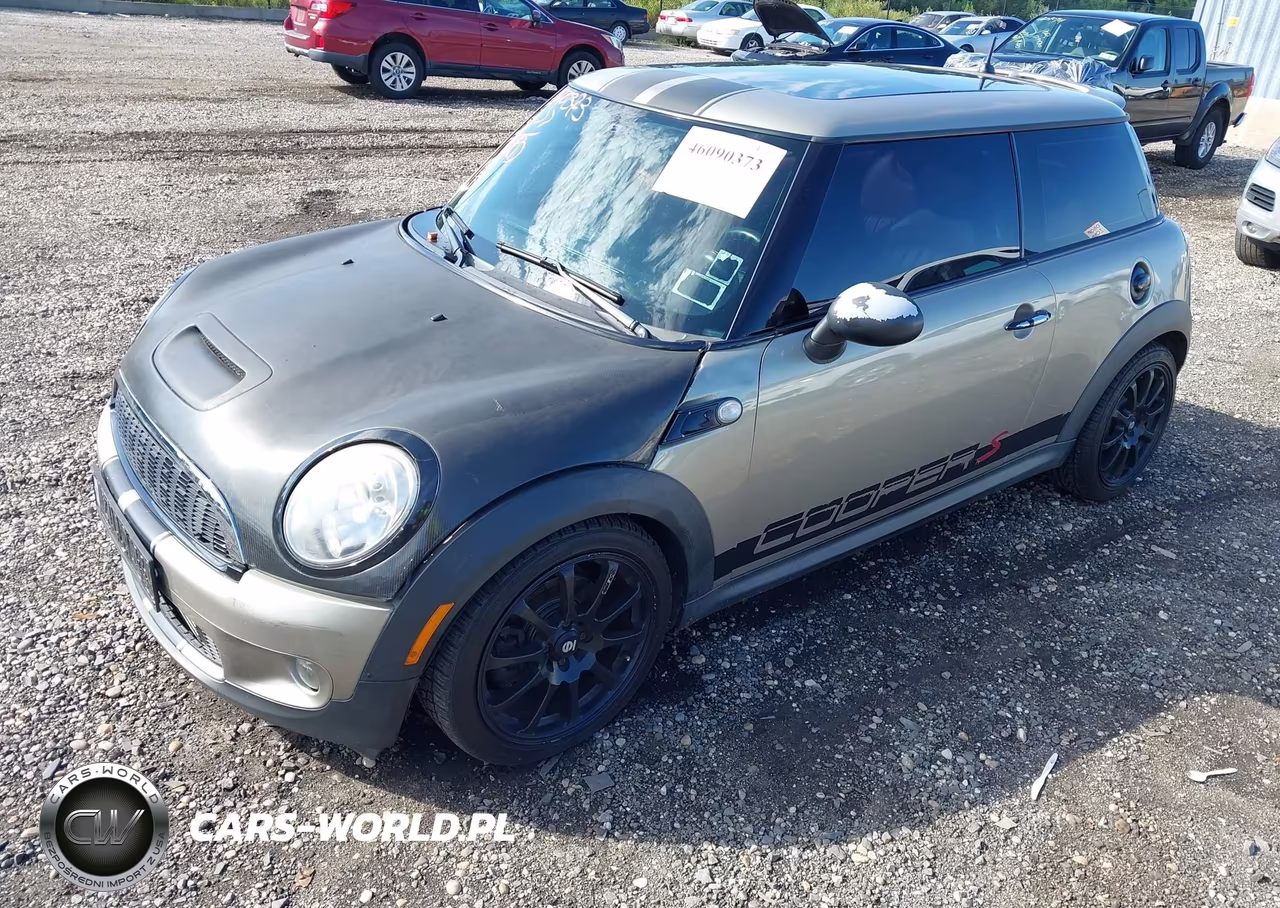 2009 Mini Cooper S VIN:WMWMF73549TW83720 - 2